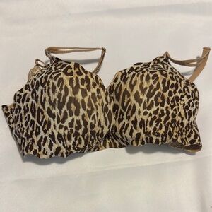 Victoria's Secret Tan Lace Bra